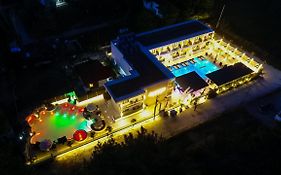 Avaton Luxury Resort